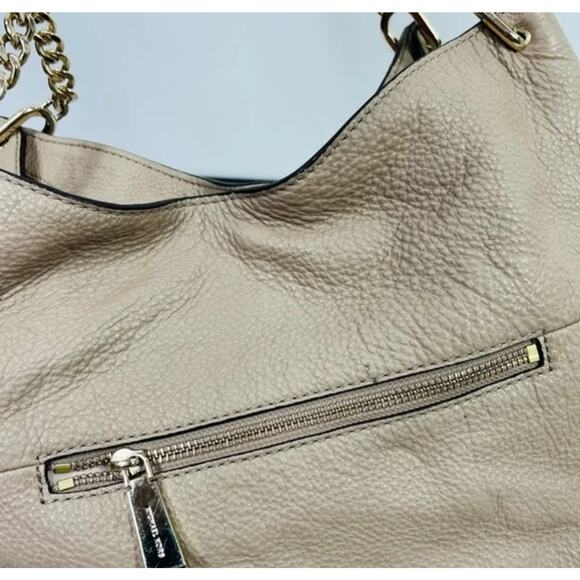 Michael Kors tan chained shoulder bag - Picture 9 of 15